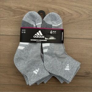 Adidas Women's Gray Cushioned Crew Socks - 6 Pair